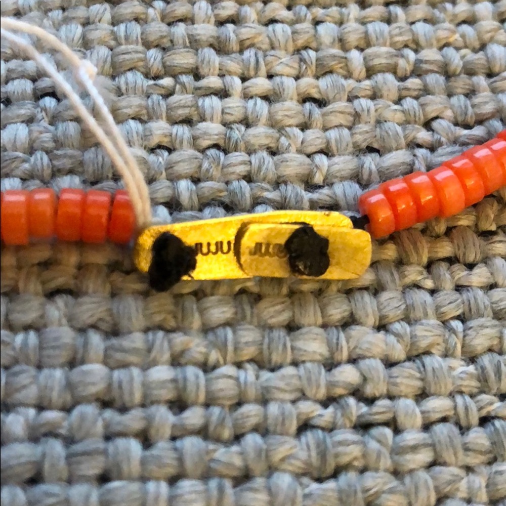 Juju Necklace - Picture 4 of 5